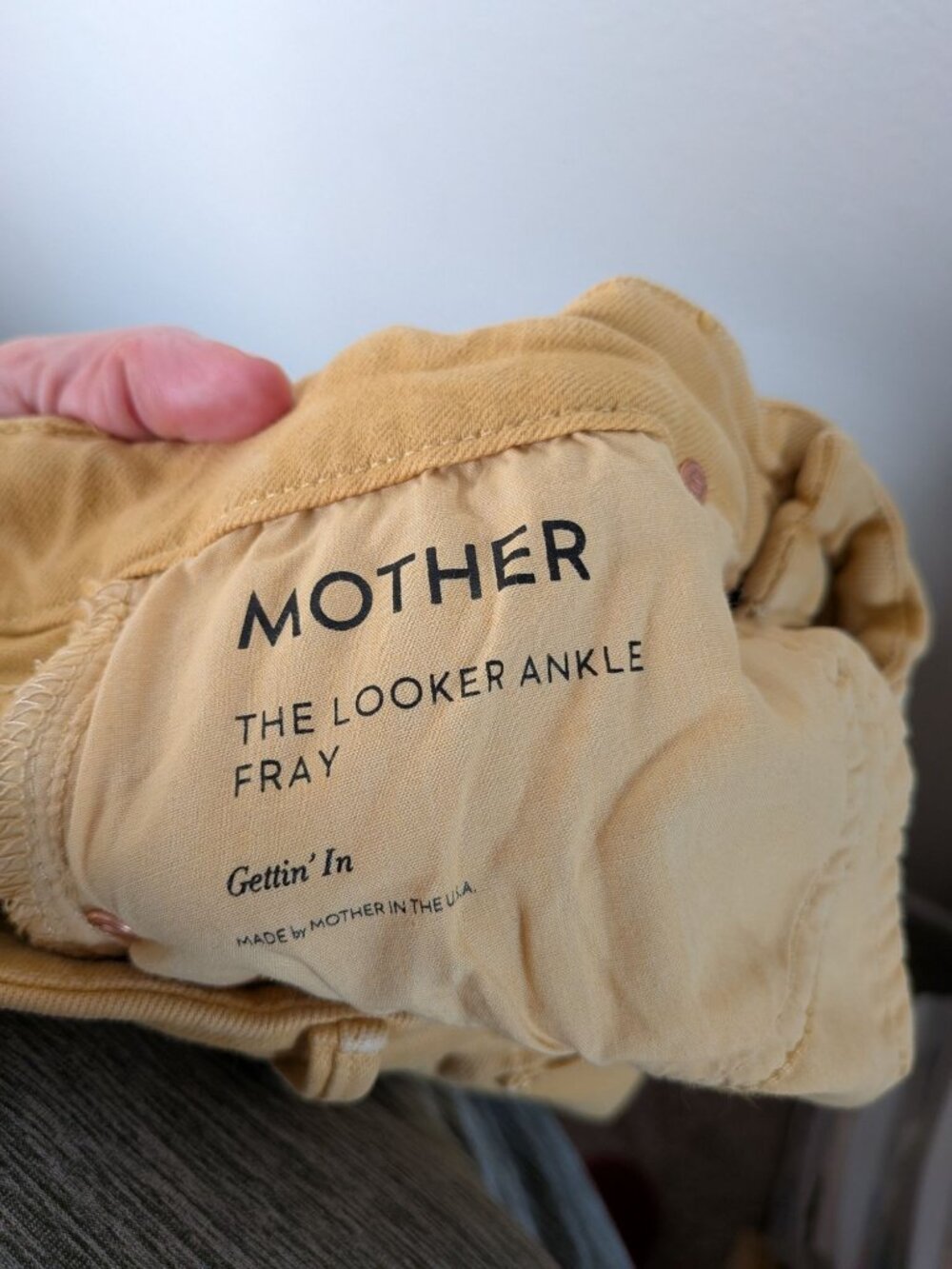 Mother 28 The Looker Ankle Fray Gettin' in Cashew Yellow High-Rise Jeans - Picture 4 of 11